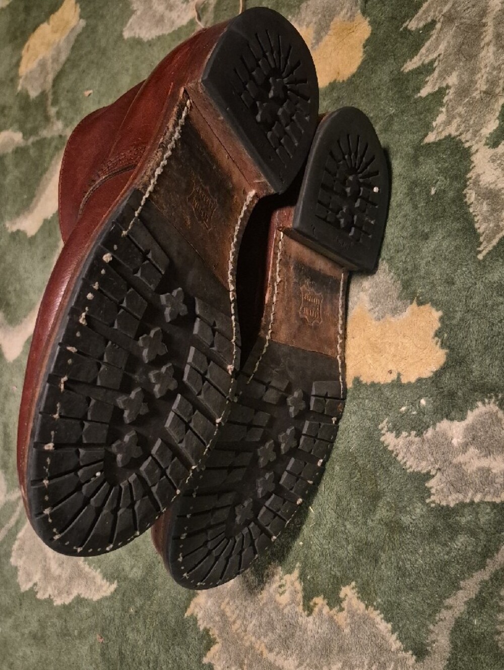 Red Wing Shoes Brown Leather Chukka Boots - Picture 4 of 10